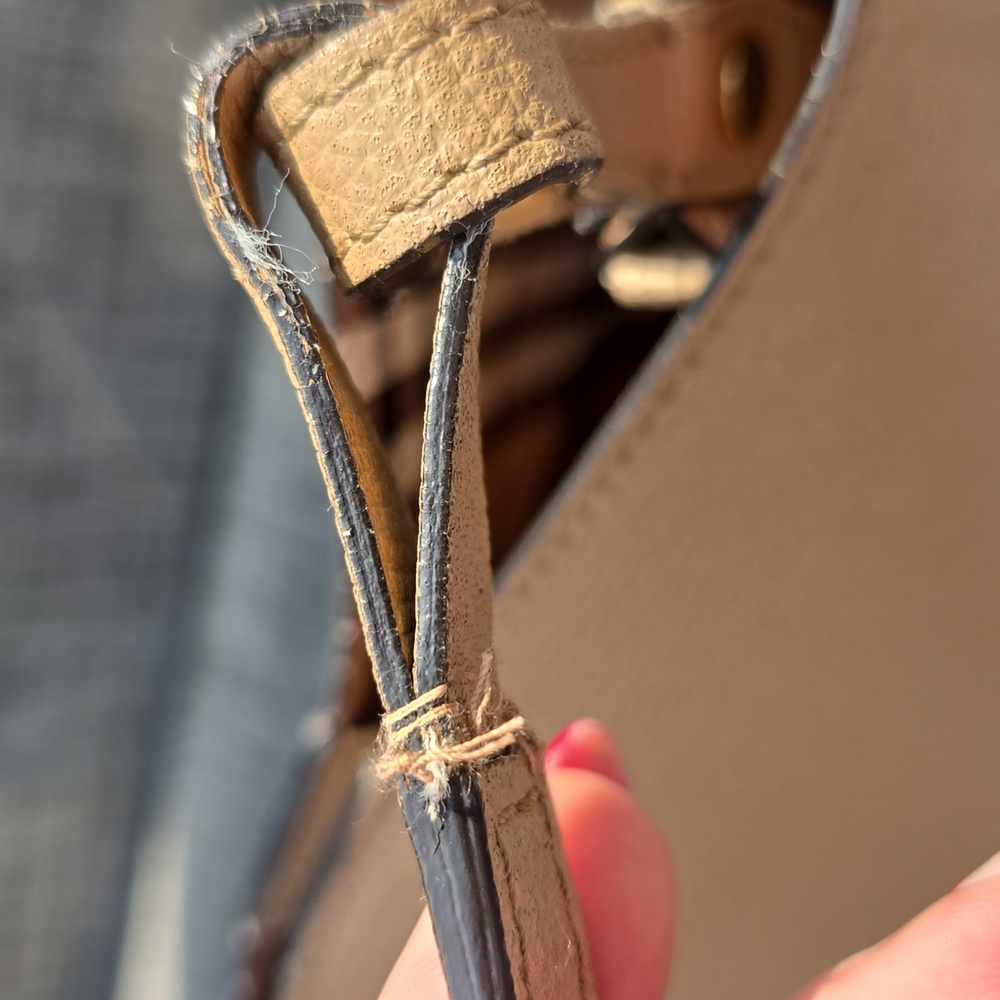 Burberry Haymarket Check Colours Small Lorne Bucket Bag Leather - Picture 13 of 15